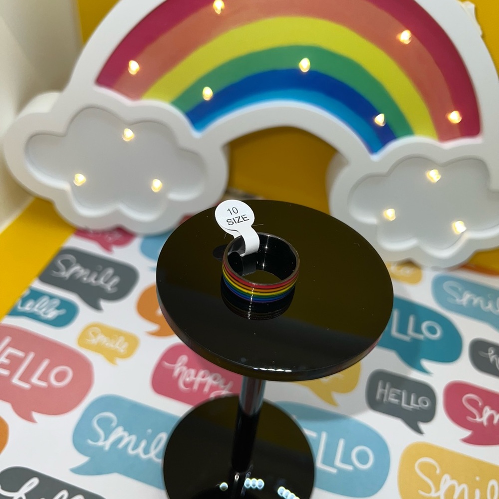 NWOT - Pride Size 10 Rainbow Ring!!!